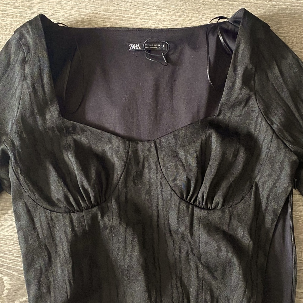 Zara long sleeve black crop top